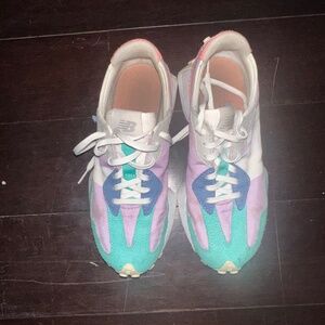 New Balance 327 Women’s Shoes